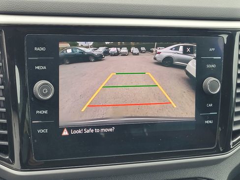 Used 2022 Volkswagen Atlas Cross Sport SE image 20