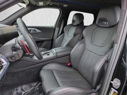 Used 2025 BMW XM AWD/4WD image 16
