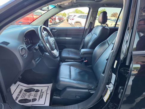 Used 2017 Jeep Compass High Altitude FWD image 20