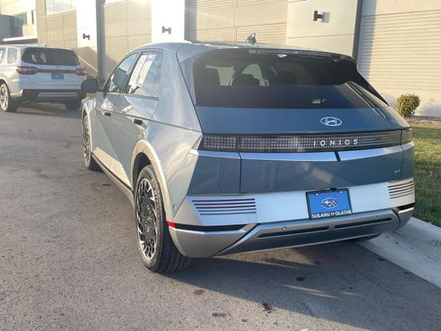 Used 2023 Hyundai Ioniq 5 Limited image 24