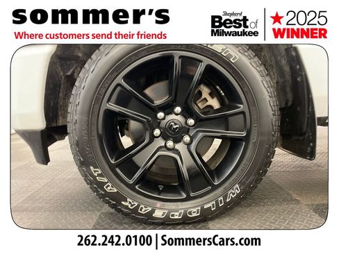 Used 2022 RAM 1500 Big Horn w/ Night Edition AWD/4WD image 23