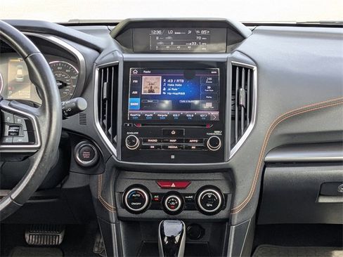 Used 2019 Subaru Crosstrek 2.0i Limited w/ Moonroof Package w/Navigation image 17