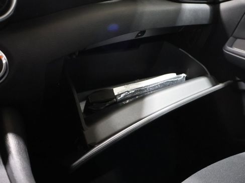 Used 2024 Nissan Sentra S image 30