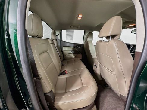 Used 2015 GMC Canyon SLT RWD image 27