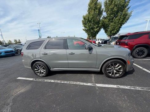 Used 2021 Dodge Durango R/T w/ Tow 'N Go Package AWD/4WD image 11