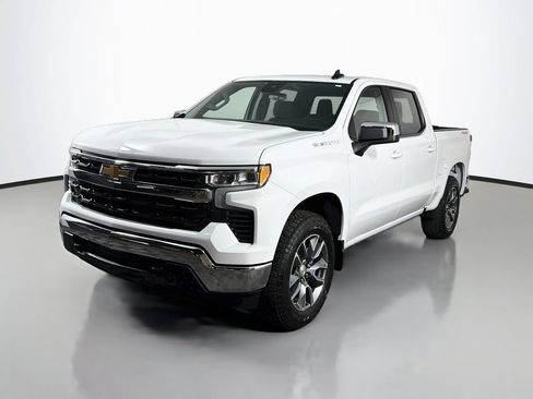 Used 2026 Chevrolet Silverado 1500 LT AWD/4WD image 3
