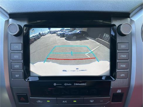 Used 2020 Toyota Tundra SR5 w/ SR5 Upgrade Package AWD/4WD image 26