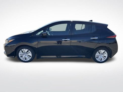 Used 2022 Nissan Leaf S image 3