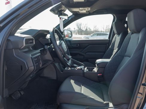 New 2026 Toyota Tacoma SR image 6