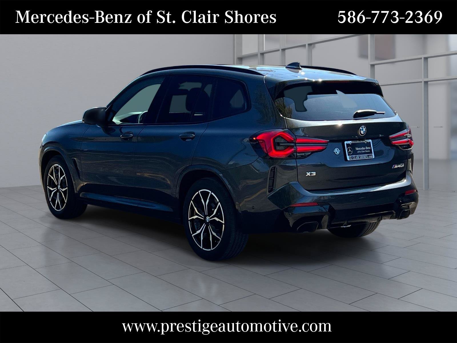 Used 2024 BMW X3 M40i w/ Parking Assistance Package AWD/4WD image 3