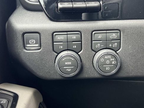 New 2026 Chevrolet Silverado 2500 ZR2 w/ LPO, Dark Essentials Package image 23