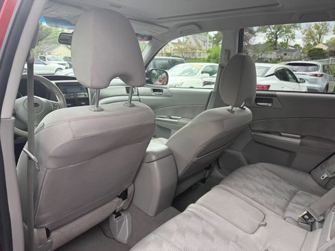 Used 2010 Subaru Forester 2.5X Premium AWD/4WD image 12