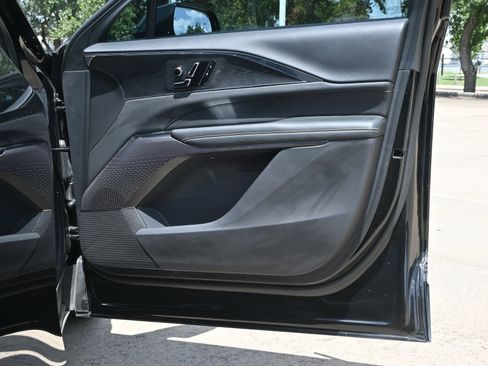 Used 2024 Cadillac Lyriq Luxury RWD image 25
