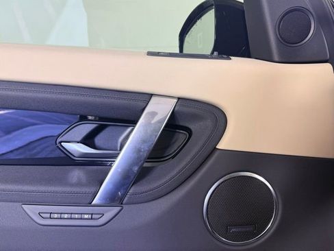 New 2025 Land Rover Discovery Sport S image 25