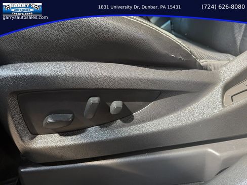 Used 2017 Chevrolet Suburban Premier image 17