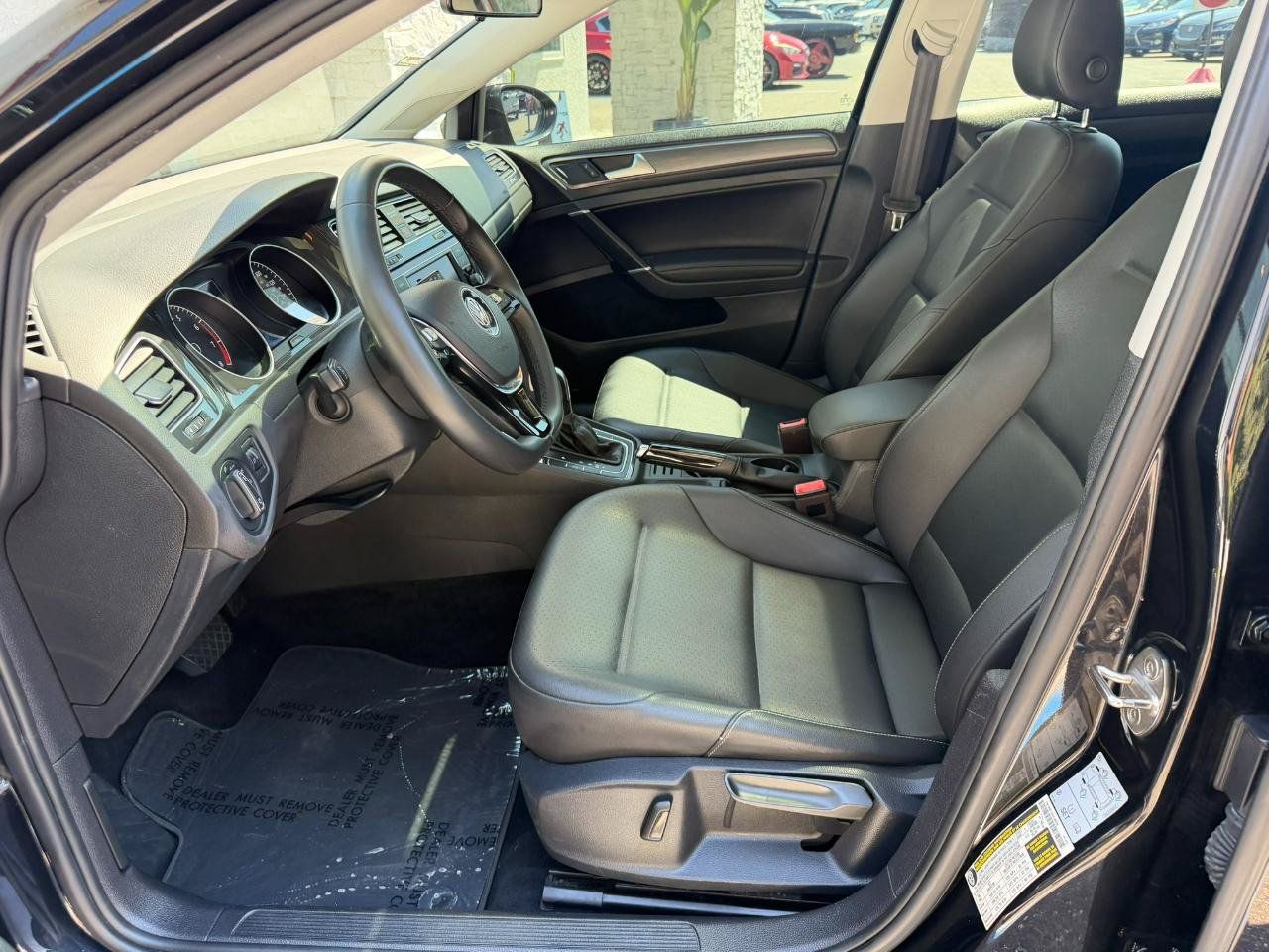 Used 2021 Volkswagen Golf 4-Door FWD image 20