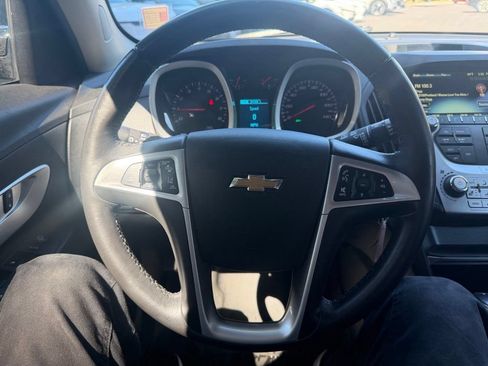 Used 2017 Chevrolet Equinox Premier w/ Enhanced Convenience Package AWD/4WD image 17