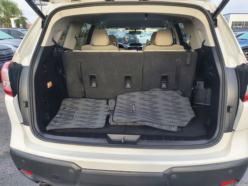 Used 2022 Subaru Ascent Premium w/ Convenience Package image 16