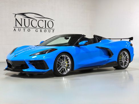 Used 2022 Chevrolet Corvette Stingray Convertible w/ 1LT RWD image 1