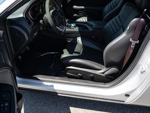 Used 2023 Dodge Challenger SRT Hellcat RWD image 38