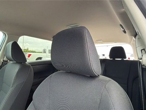 New 2026 Nissan Rogue S image 21