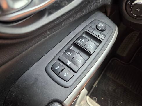 Certified 2021 Jeep Cherokee Latitude Lux 80th Anniv w/ Quick Order Package 26U 80TH FWD image 22