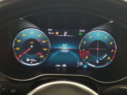 Used 2022 Mercedes-Benz GLC 300 4MATIC image 23