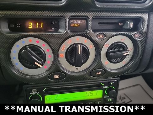 Used 2002 Toyota MR2 image 20