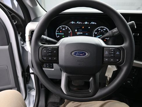 New 2026 Ford F350 XLT image 30
