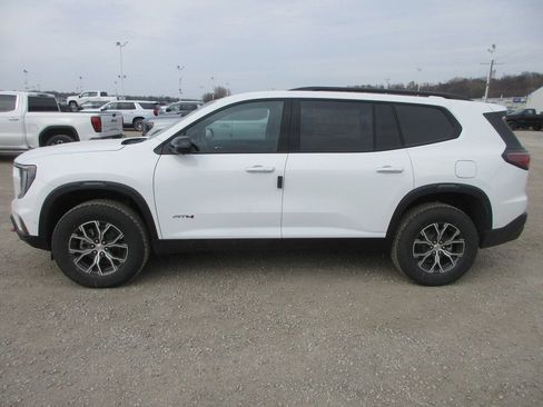 New 2026 GMC Acadia AT4 w/ Super Cruise Package AWD/4WD image 9