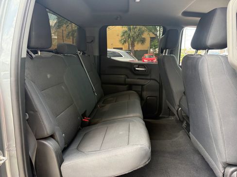 Used 2020 Chevrolet Silverado 1500 Custom w/ Custom Value Package image 14