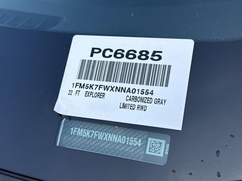 Used 2022 Ford Explorer Limited w/ Hybrid Equipment Group 310A RWD image 33
