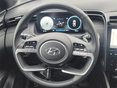 Used 2023 Hyundai Santa Cruz SEL Premium image 20