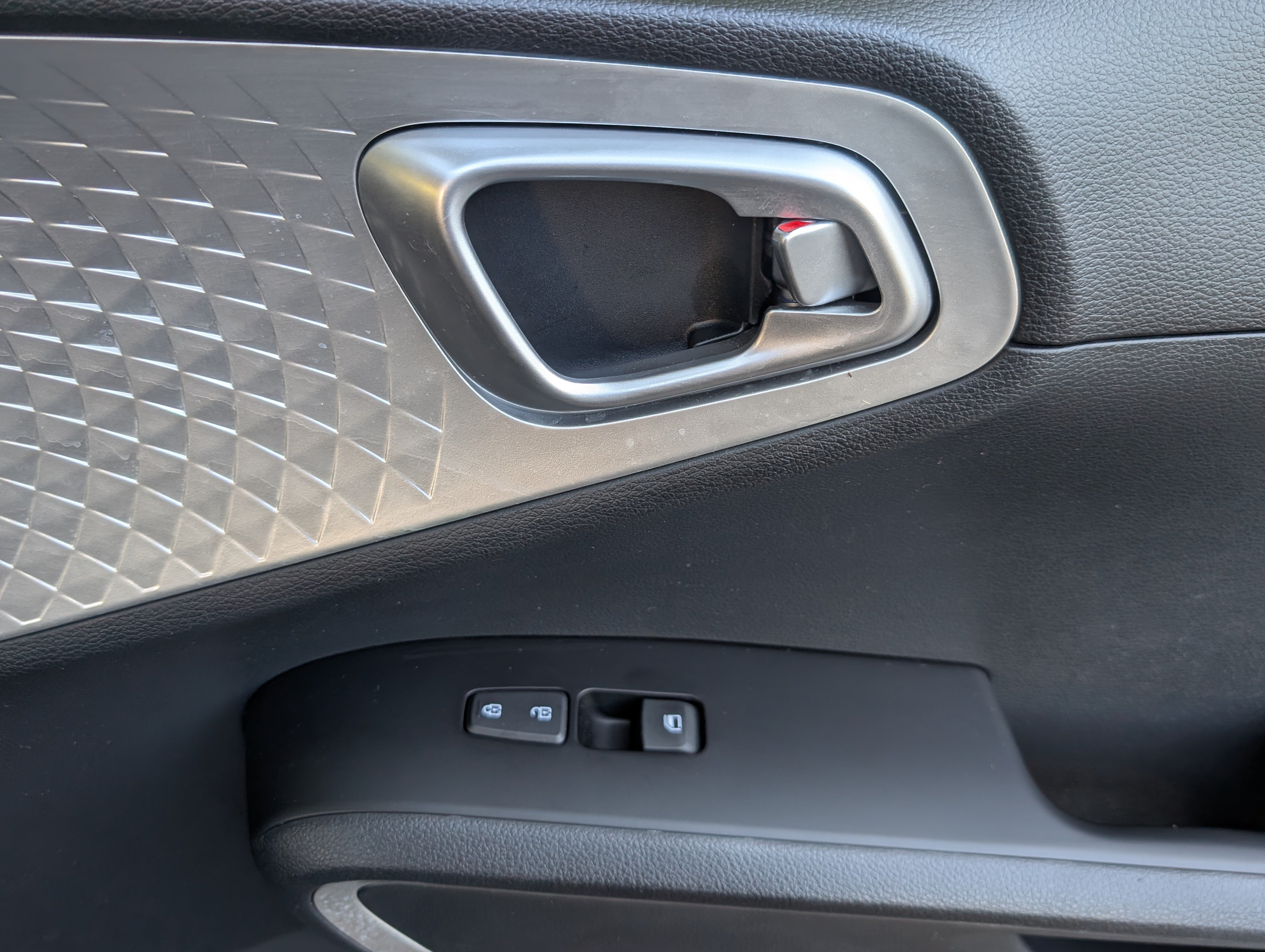 Used 2025 Kia Soul LX w/ LX Technology Package FWD image 20