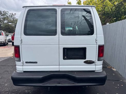 Used 2006 Ford E-250 and Econoline 250 Extended image 14