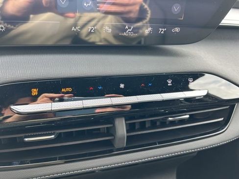 New 2026 Buick Enclave Preferred w/ Power Package image 29