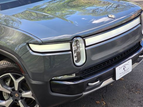 Used 2024 Rivian R1T Adventure image 72