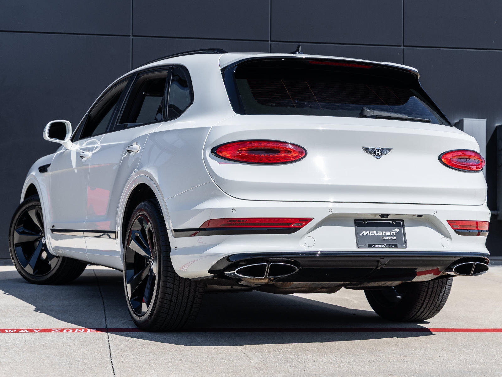 Used 2021 Bentley Bentayga AWD/4WD image 6