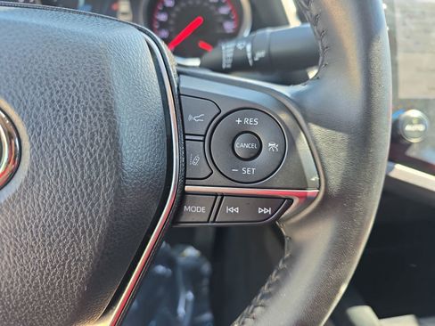 Used 2020 Toyota Camry XSE w/ Navigation Package image 18