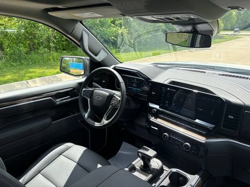 New 2026 Chevrolet Silverado 1500 RST w/ Redline Edition AWD/4WD image 44