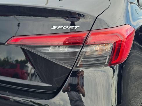 Used 2023 Honda Civic Sport image 8