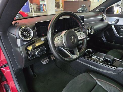 Used 2020 Mercedes-Benz CLA 250 image 8