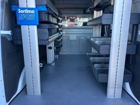 Used 2023 Ford Transit Connect XL image 13