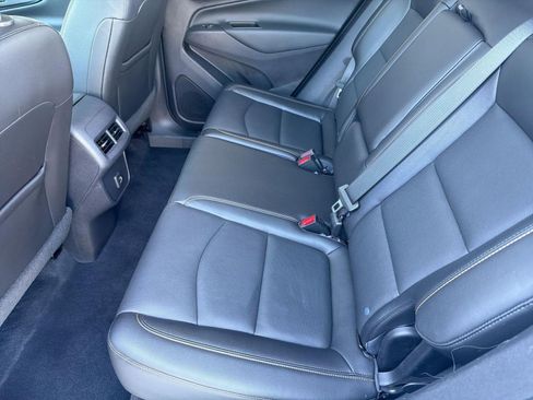 Used 2021 Chevrolet Equinox LT FWD image 25