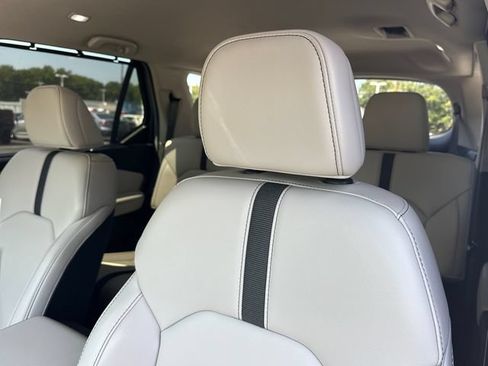 Used 2026 Honda Pilot EX-L image 19