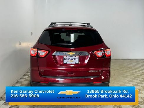 Used 2016 Chevrolet Traverse LT w/ Style and Technology Package AWD/4WD image 5