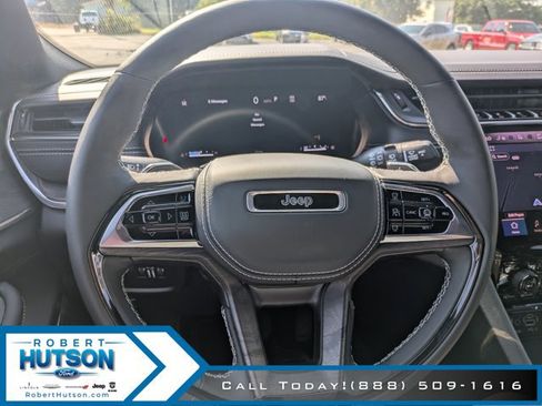 New 2025 Jeep Grand Cherokee L Overland w/ Advanced Protech Group III image 21