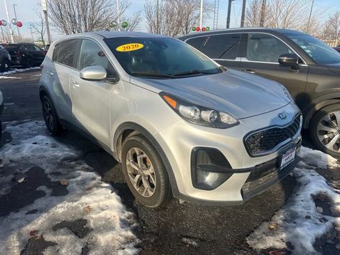 Used 2020 Kia Sportage LX FWD image 3