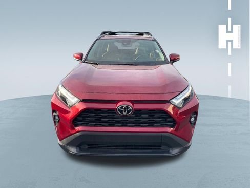 Used 2025 Toyota RAV4 XLE Premium image 3