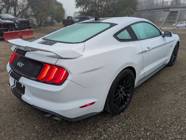 Used 2021 Ford Mustang GT Premium w/ GT Performance Package RWD image 11